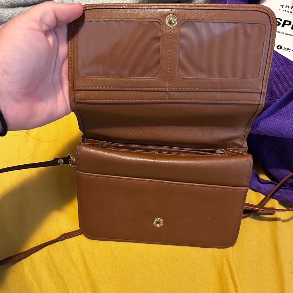 Crossbody purse